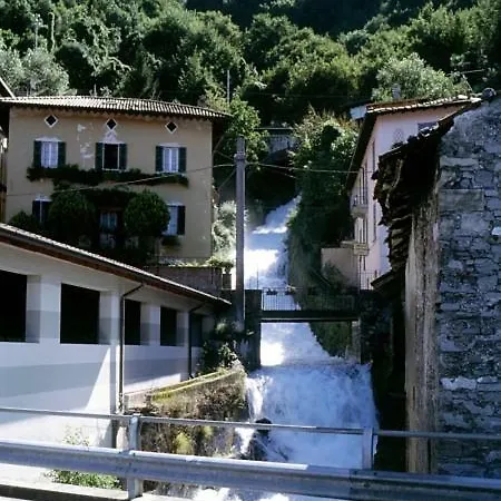 Fiumelatte Sleeps 4 Air Con Wifi Lejlighed Varenna